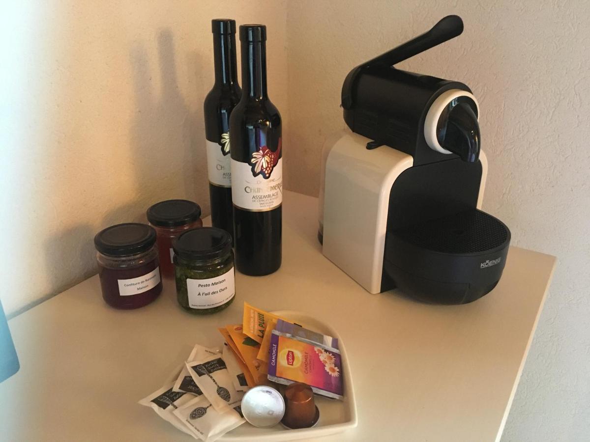 Domaine Viticole Bed & Breakfast Tartegnin Bagian luar foto